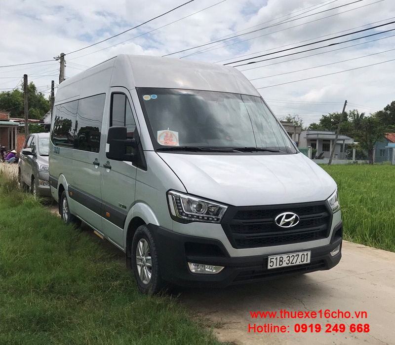 Dịch vụ cho thuê xe Hyundai Solati 16 chỗ tại Tp.HCM